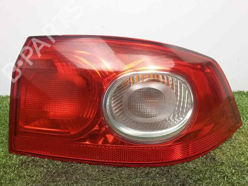 Used Right taillight RENAULT LAGUNA II (BG0/1_) [2001-2007]  11031330