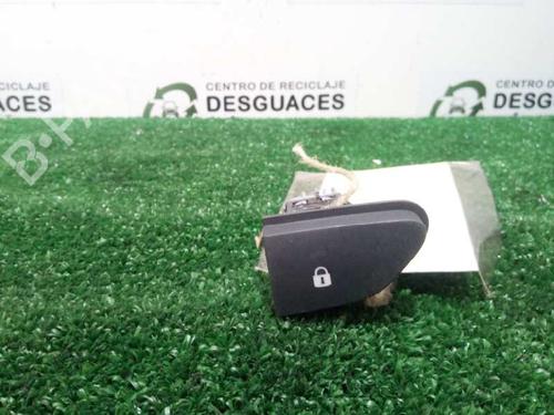 Used Switch DACIA DUSTER (HS_) 1.5 dCi (109 hp) 5733134
