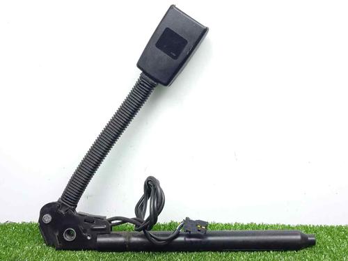 Used Front right belt tensioner BMW 7 (E65, E66, E67) 730 d (218 hp) 26575870
