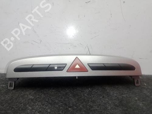 Warnblinkschalter für PEUGEOT 308 I (4A_, 4C_) 1.6 16V (120 hp) 31157364