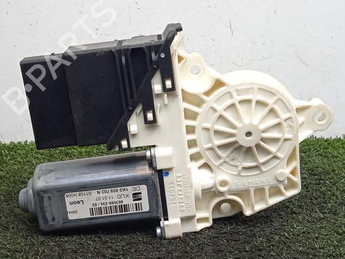left-rear-window-motor-seat-leon-1p1-2005-2006-2007-2008-2009-2010-2011-2012-2013-36699684 main image