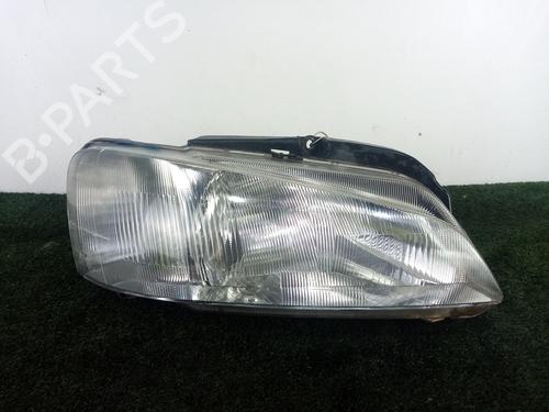 Used Right headlight Right headlight PEUGEOT 106 II (1A_, 1C_) 1.5 D (57 hp) 34447975 34447975