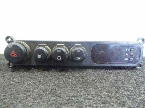 Used Warning switch KIA SPORTAGE SUV (K00) 2.0 TD 4WD (83 hp) 5728189