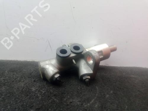 Used Brake master cylinder Brake master cylinder AUDI A4 B6 Convertible (8H7) 2.5 TDI (163 hp) 35819211 35819211