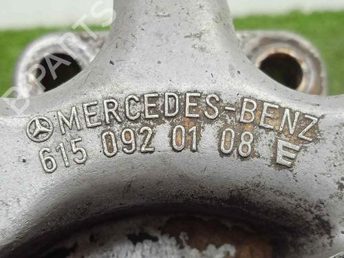 Support MERCEDES-BENZ 123 Saloon (W123) 220 D (123.126) | BP17808184C155