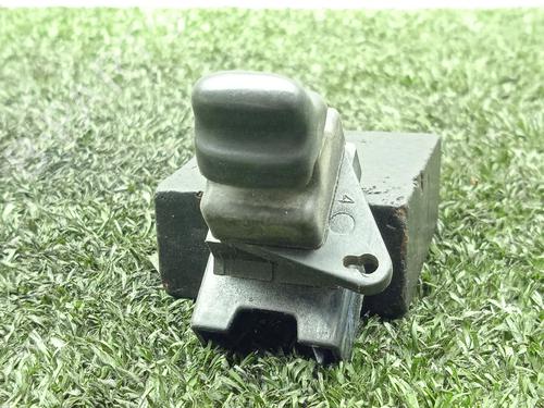 Used Right rear window switch HONDA CR-V I (RD) 2.0 16V 4WD (RD1, RD3) (147 hp) 30830223