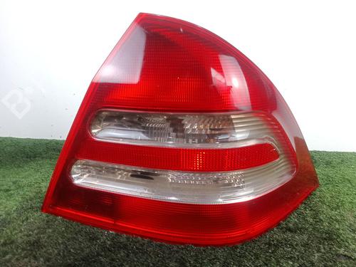 right-taillight-mercedes-benz-c-class-w203-2000-2001-2002-2003-2004-2005-2006-2007-32220251 main image