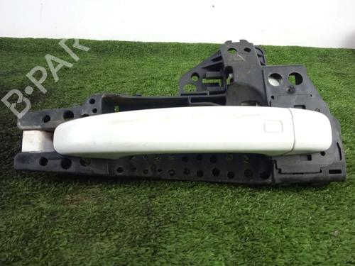 Used Rear right exterior door handle Rear right exterior door handle AUDI Q5 (8RB) 2.0 TDI quattro (143 hp) 35931574 35931574