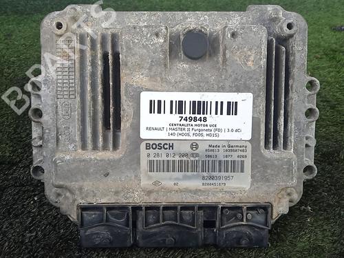 Used Engine control unit (ECU) RENAULT MASTER II Van (FD) 3.0 dCi 140 (FD0T, FD0S, FD2T, FD3S, FD8S) (136 hp) 31622427