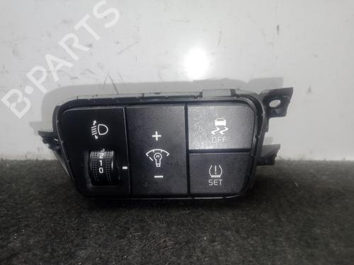 Used Switch KIA RIO IV (YB, SC, FB) 1.4 CRDi 77 (78 hp) 30271841