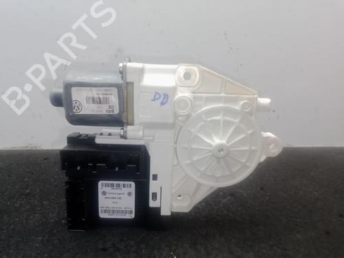 Used Right front window motor VW GOLF VI (5K1) 1.6 TDI (105 hp) 31815390