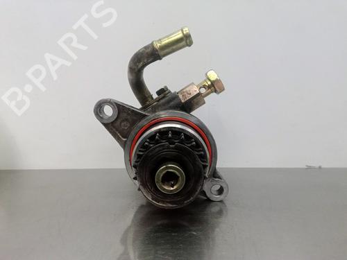 Used Steering pump NISSAN X-TRAIL I (T30) 2.2 dCi (136 hp) 5721276