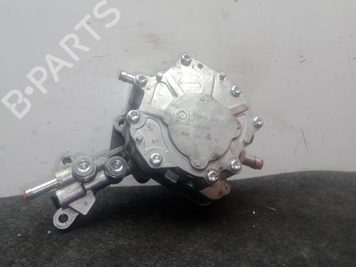 Used Vacuum pump VW GOLF V (1K1) 2.0 SDI (75 hp) 31801353