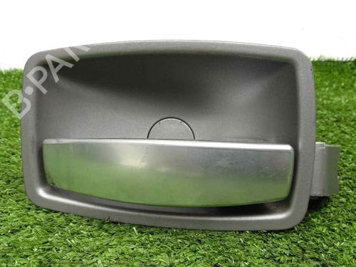 Used Front right interior door handle BMW 7 (E65, E66, E67) 730 d (218 hp) 28422010