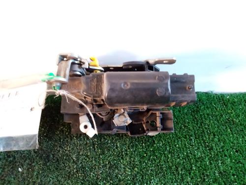 Front right lock NISSAN INTERSTAR Van (X70)  | BP8602257C97 