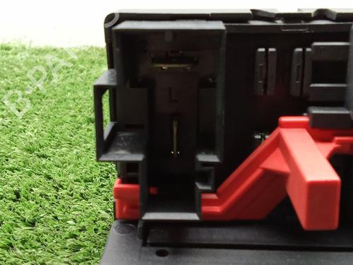 Fuse box VW PASSAT B6 (3C2) 2.0 TDI | BP39174131E1  - Image 6