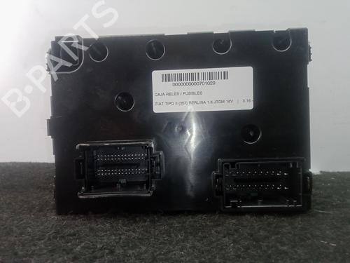 Used Fuse box FIAT TIPO Saloon (356_, 357_) 1.6 D (356SXG1B) (120 hp) 22597942