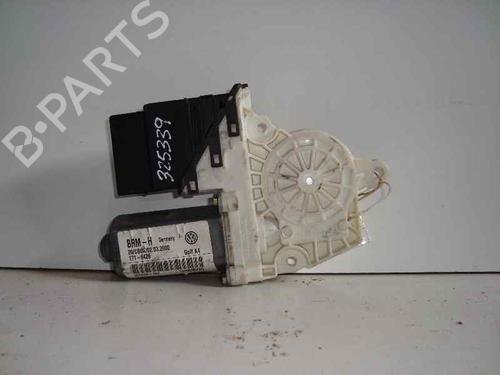 Used Right rear window motor VW GOLF IV (1J1) [1997-2008]  5687625