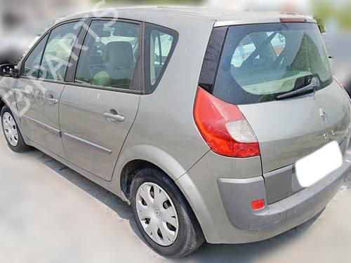 Right headlight RENAULT SCÉNIC II (JM0/1_) 1.5 dCi (JM1E, JM16) | BP32296230C29