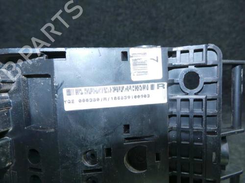Fuse box LAND ROVER FREELANDER I (L314) 2.0 Td4 4x4 | BP5731007E1 