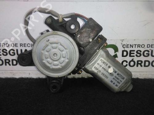 Rudehejsemotor bagstkærm højre HYUNDAI SANTA FÉ I (SM) [2000-2006]  5707944