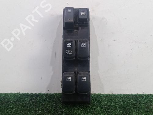 Used Left front window switch KIA SPORTAGE II (JE_, KM_) 2.0 CRDi (140 hp) 30746000