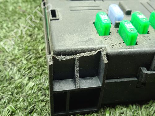 Fuse box PEUGEOT 407 SW (6E_, 6D_) 2.0 HDi 135 | BP31188338E1 