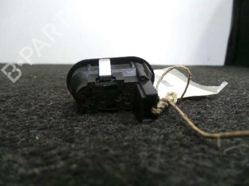 Right front window switch OPEL ZAFIRA A MPV (T98) 2.0 DTI 16V (F75) | BP12207892I26 