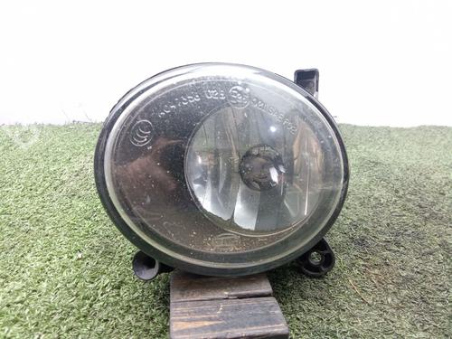 Used Right front fog light Right front fog light 39475908 39475908