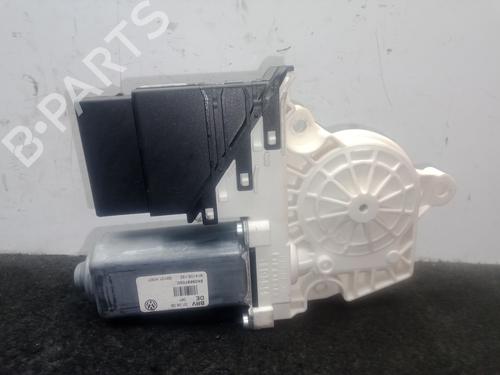 BP30392863E23 main image