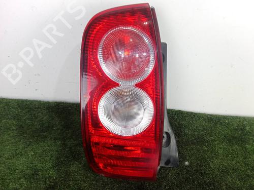 Feu arrière gauche NISSAN MICRA III (K12) 1.2 16V (80 hp) 32522704