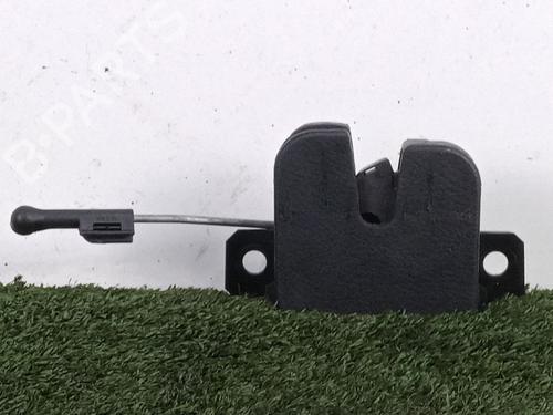 Used Tailgate lock SEAT LEON (1M1) 1.6 (100 hp) 29066998
