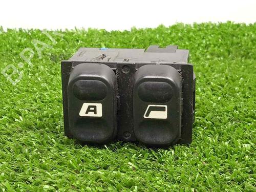Used Left front window switch PEUGEOT 406 (8B) [1995-2005]  11502581