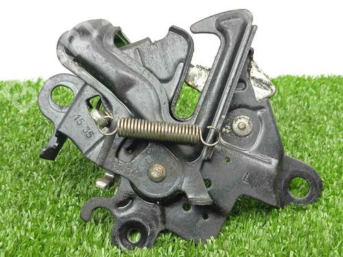 Used Hood lock Hood lock TOYOTA YARIS (_P9_) 1.33 VVT-i (NSP90_, NSP90R) (99 hp) 10208103 10208103