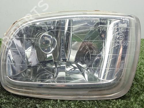 Venstre Fortil Tågelygte HYUNDAI ELANTRA III Saloon (XD) 1.6 (107 hp) 31804930