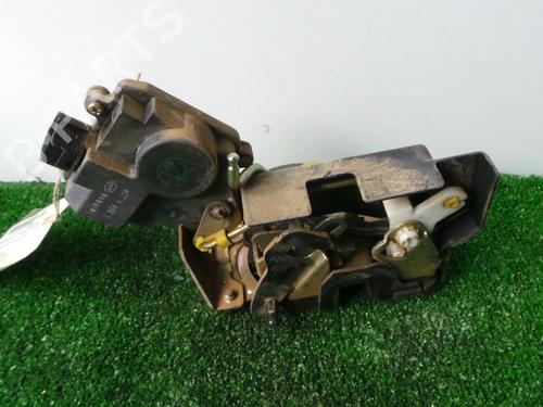 Used Rear right lock HYUNDAI TERRACAN (HP) [2001-2008]  7712764