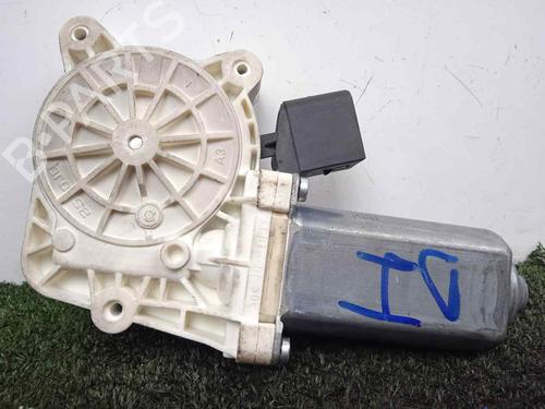 Used Left front window motor MERCEDES-BENZ VITO / MIXTO Van (W639) [2003-2025]  10387228