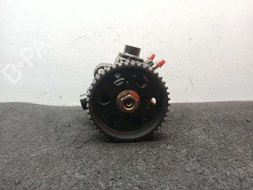 Used Injection pump Injection pump OPEL VECTRA C (Z02) [2002-2009] 33235400 33235400