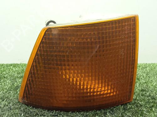 Used Right front indicator BMW 7 (E32) 730 i, iL (197 hp) 31176781