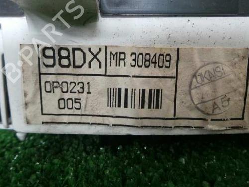 Instrument cluster MITSUBISHI CARISMA (DA_) 1.9 TD (DA4A) | BP5703448C47 