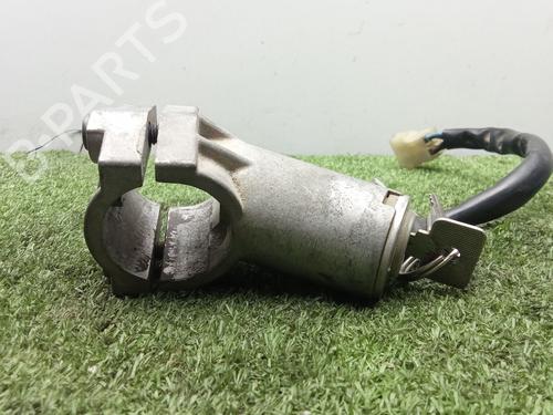 Used Ignition barrel Ignition barrel SUZUKI SAMURAI Closed Off-Road Vehicle (SJ_) 1.3 All-wheel Drive (SJ413) (64 hp) 40293624 40293624