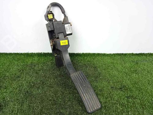 pedal-kia-sorento-i-jc-25-crdi-4wd-327003e300-2002-2003-2004-2005-2006-2007-2008-2009-2010-2011-10937765 main image