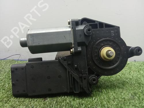 right-front-window-motor-vw-passat-b55-3b3-2000-2001-2002-2003-2004-2005-39802778 main image