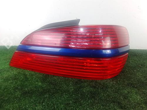right-taillight-peugeot-406-8b-1995-1996-1997-1998-1999-2000-2001-2002-2003-2004-2005-31847666 main image