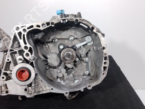 gearbox-renault-scenic-ii-jm01_-2003-2004-2005-2006-2007-2008-2009-2010-32435144 main image