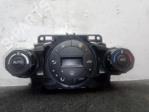 Used Climate control FORD FIESTA VI (CB1, CCN) [2008-2017]  27375829