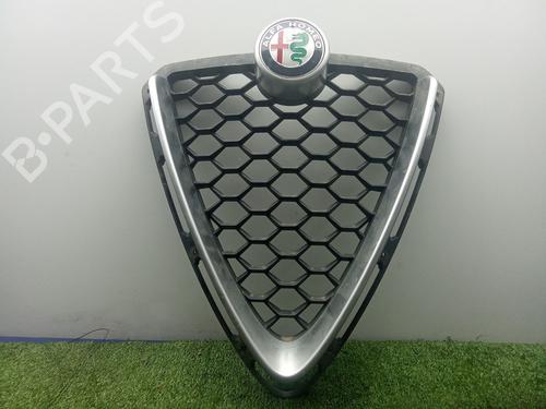 Used Grille Grille ALFA ROMEO STELVIO (949_) 2.0 Q4 (949.AXF2A) (201 hp) 40079081 40079081
