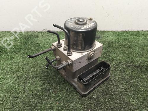 ABS Bremseaggregat ABS Bremseaggregat VW GOLF V (1K1) 1.9 TDI (105 hp) 39744125 39744125