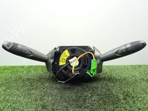 Used Headlight switch FIAT PANDA (169_) 1.2 (169.AXB11, 169.AXB1A) (60 hp) 31753679