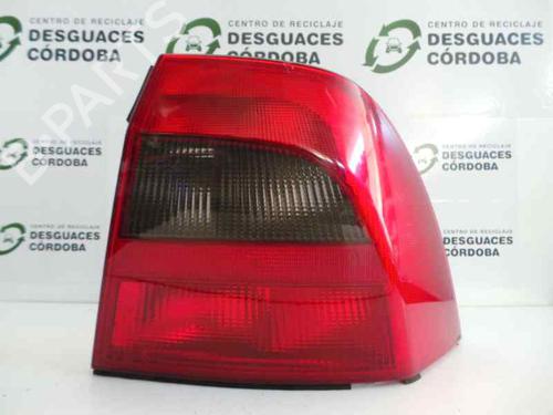 Used Right taillight OPEL VECTRA B (J96) 2.0 i 16V (F19) (136 hp) 5732061